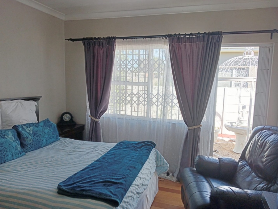 4 Bedroom Property for Sale in Morningside Eastern Cape